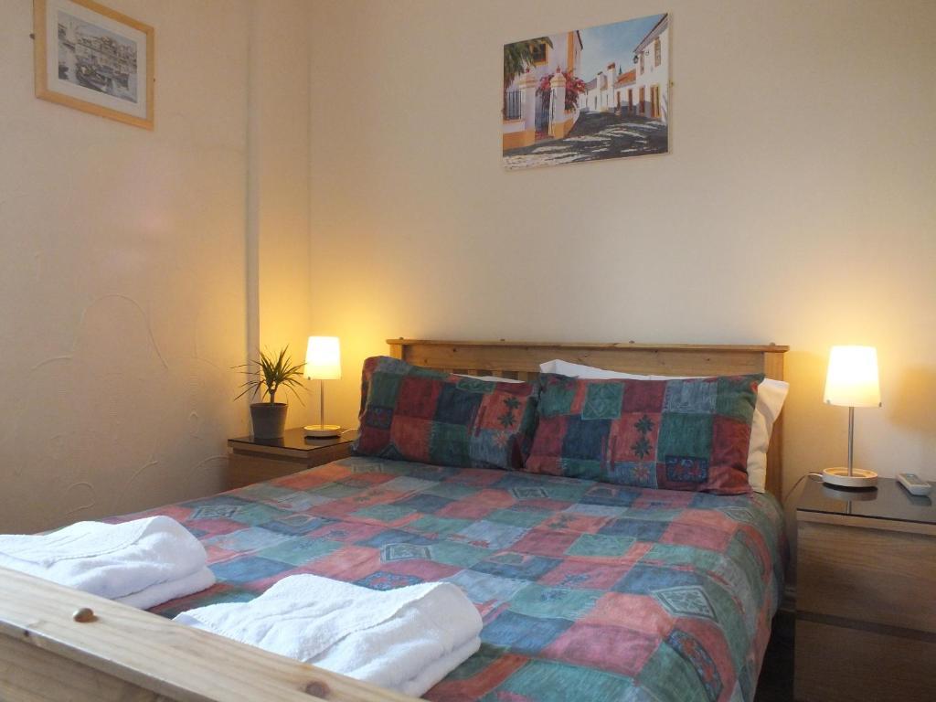 Leonardos Guest House Суонси Номер фото
