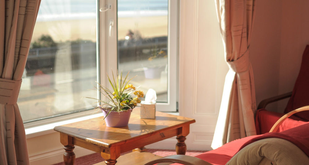 Leonardos Guest House Суонси Экстерьер фото