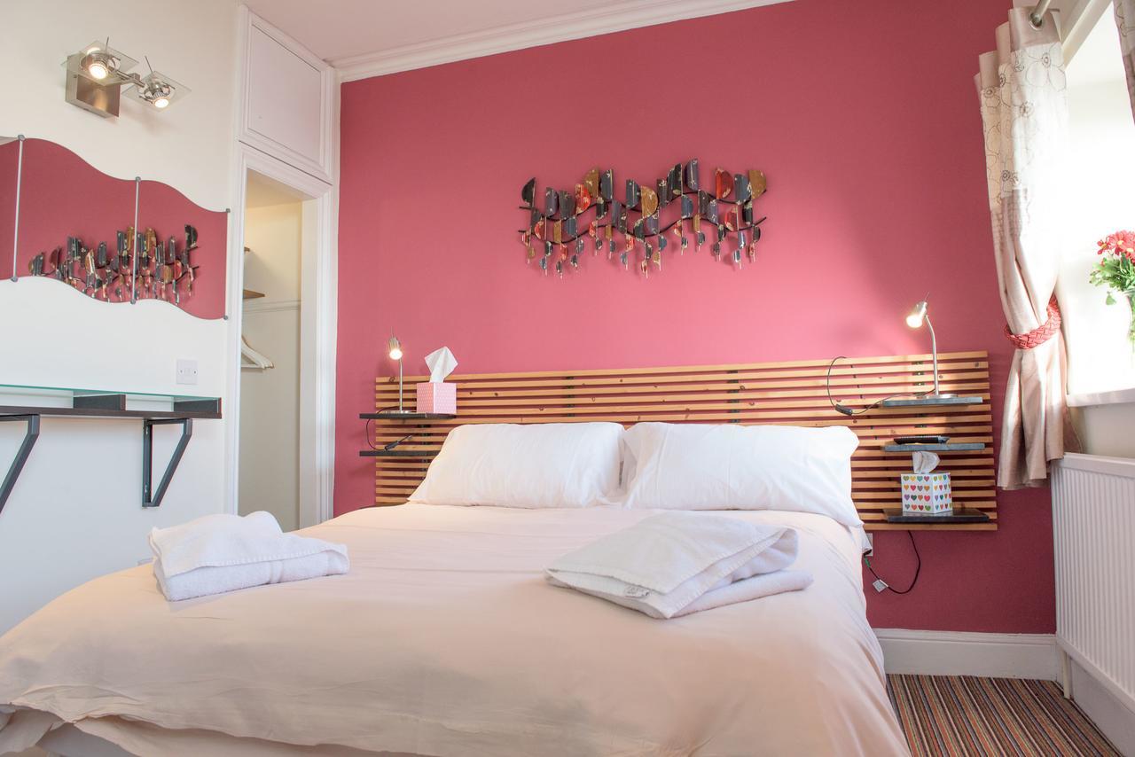 Leonardos Guest House Суонси Экстерьер фото