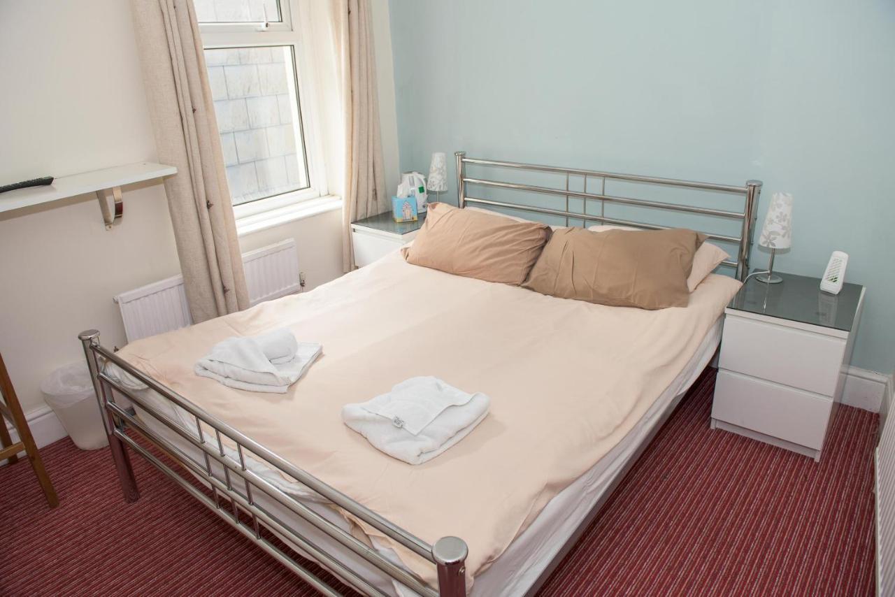Leonardos Guest House Суонси Экстерьер фото